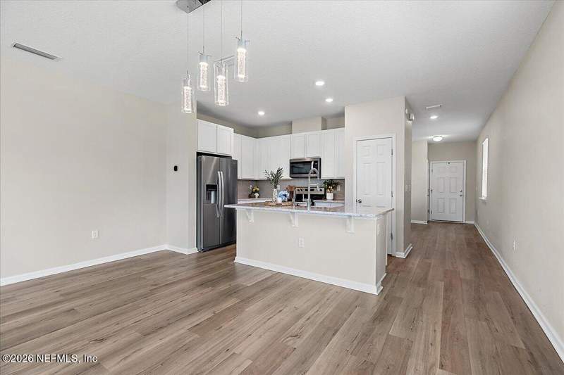 3 bedroom Townhouse at 7932 Merchants Way, Meadows At Oakleaf, Jacksonville — photo 3