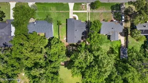 5226 Palmer Avenue, Jacksonville FL - photo 18 of 34