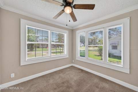 5226 Palmer Avenue, Jacksonville FL - photo 19 of 34