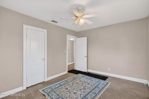 5226 Palmer Avenue, Jacksonville FL - photo 24 of 34
