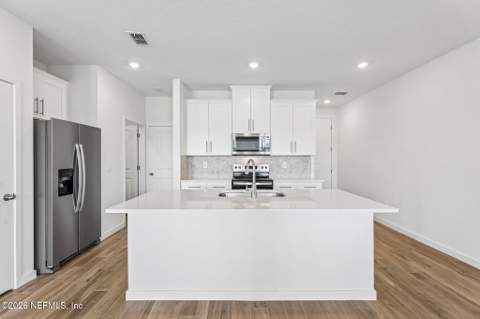 221 Yellowstone Drive, St. Augustine FL - photo 10 of 35