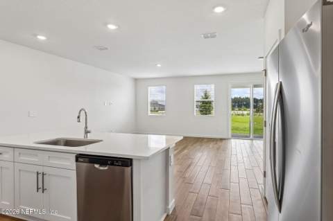 221 Yellowstone Drive, St. Augustine FL - photo 9 of 35