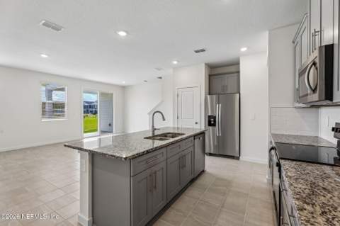 211 Yellowstone Drive, St. Augustine FL - photo 8 of 45