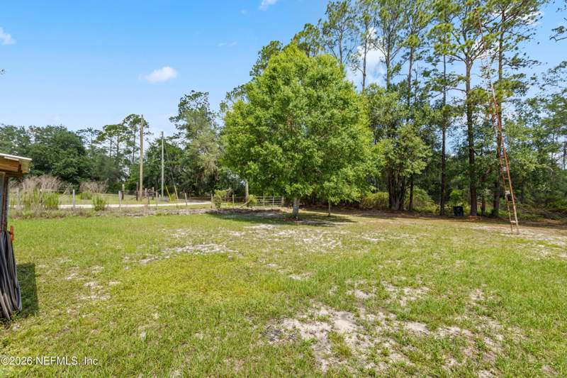 3 bedroom Single Family Residence at 11115 SW 105th Street, River Bend Est, Brooker — photo 5