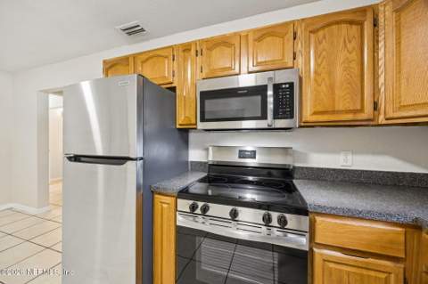 2239 Lane Avenue, Jacksonville FL - photo 21 of 33