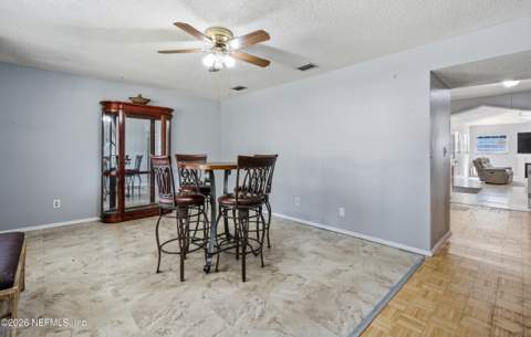 1025 Granger Drive, Jacksonville FL - photo 12 of 48