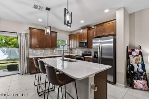 13935 Molina Drive, Jacksonville FL - photo 18 of 48