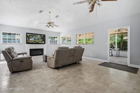 1025 Granger Drive, Jacksonville FL - photo 6 of 48