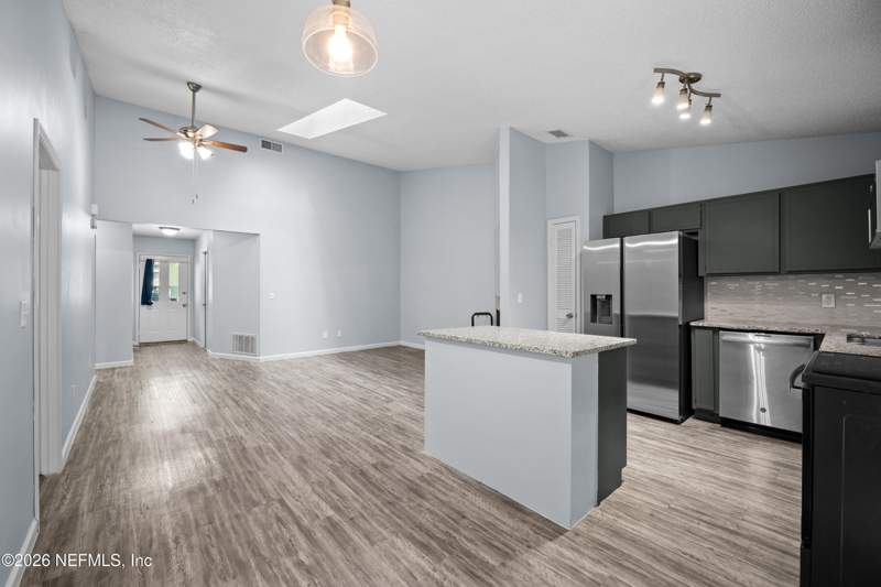 2 bedroom Townhouse at 2730 Sandusky Avenue, Hidden Village, Jacksonville — photo 4