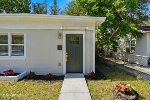 3248 Myra Street, Jacksonville FL - photo 9 of 42