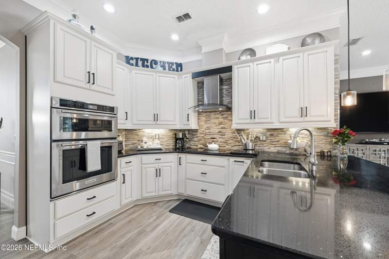 4 bedroom Single Family Residence at 11443 Chase Meadows Drive, South Chase, Jacksonville — photo 3
