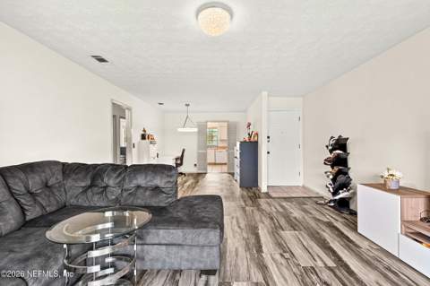 4915 Baymeadows Road #6G, Jacksonville FL - photo 10 of 45