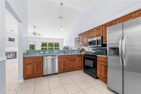 1811 Dahlia Court, Middleburg FL - photo 8 of 25