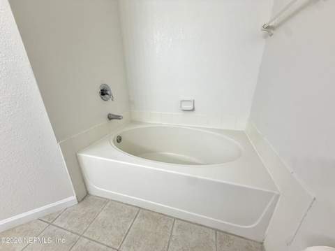 10901 Burnt Mill Road #406, Jacksonville FL - photo 13 of 24