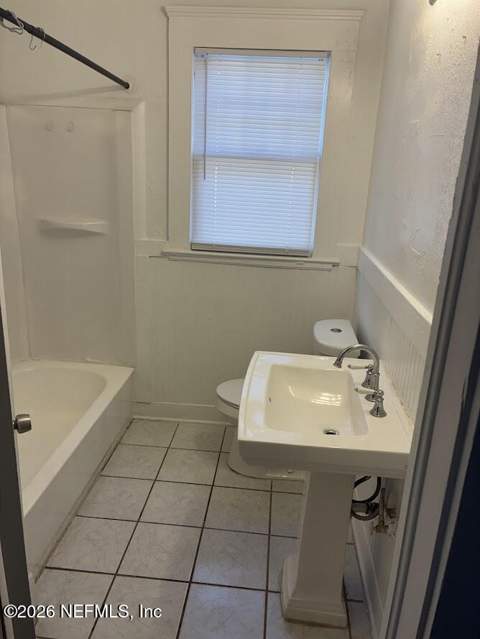 2036 Moncrief Road, Jacksonville FL - photo 15 of 23