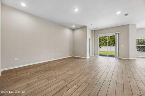 65908 Edgewater Drive, Yulee FL - photo 7 of 49