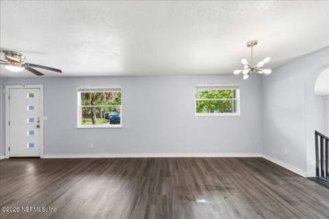 5068 Andrew Robinson Drive, Jacksonville FL - photo 8 of 32