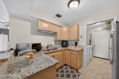 11726 Tanager Drive, Jacksonville FL - photo 15 of 29