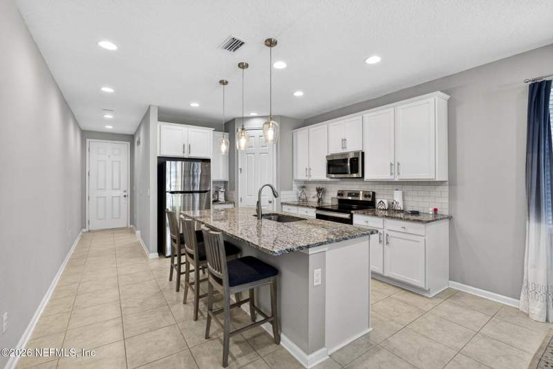 4 bedroom Single Family Residence at 2305 Lincoln Sendero Trail, Dos Rios, Jacksonville — photo 5