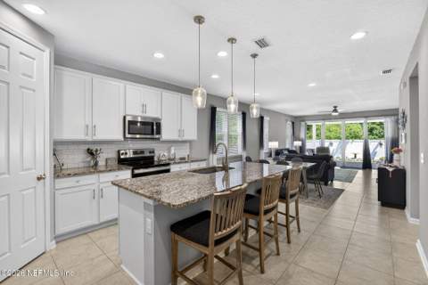 2305 Lincoln Sendero Trail, Jacksonville FL - photo 6 of 25