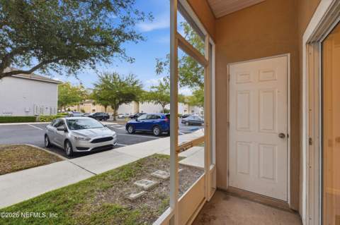 6087 Maggies Circle #103, Jacksonville FL - photo 18 of 21