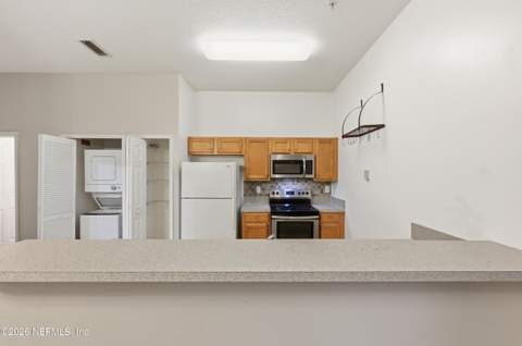 6087 Maggies Circle #103, Jacksonville FL - photo 8 of 21