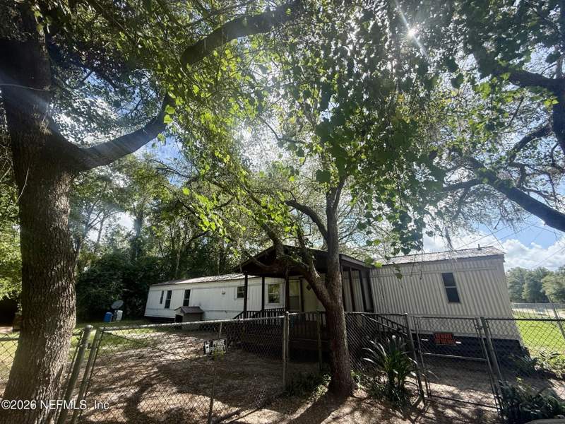 3 bedroom Mobile Home at 222 Pine Street, Hawthorne, Hawthorne — photo 5
