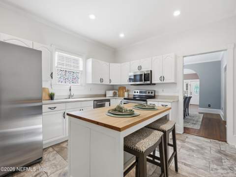 4612 College Street, Jacksonville FL - photo 7 of 27