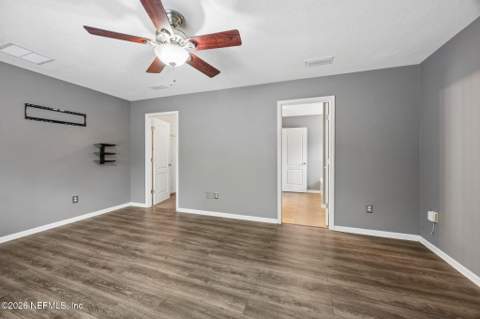 15763 Twin Creek Drive, Jacksonville FL - photo 17 of 46