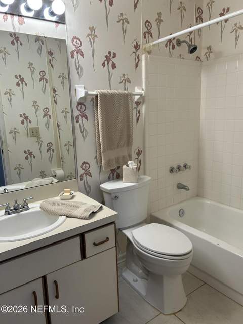 8300 Plaza Gate Lane #1173, Jacksonville FL - photo 11 of 22
