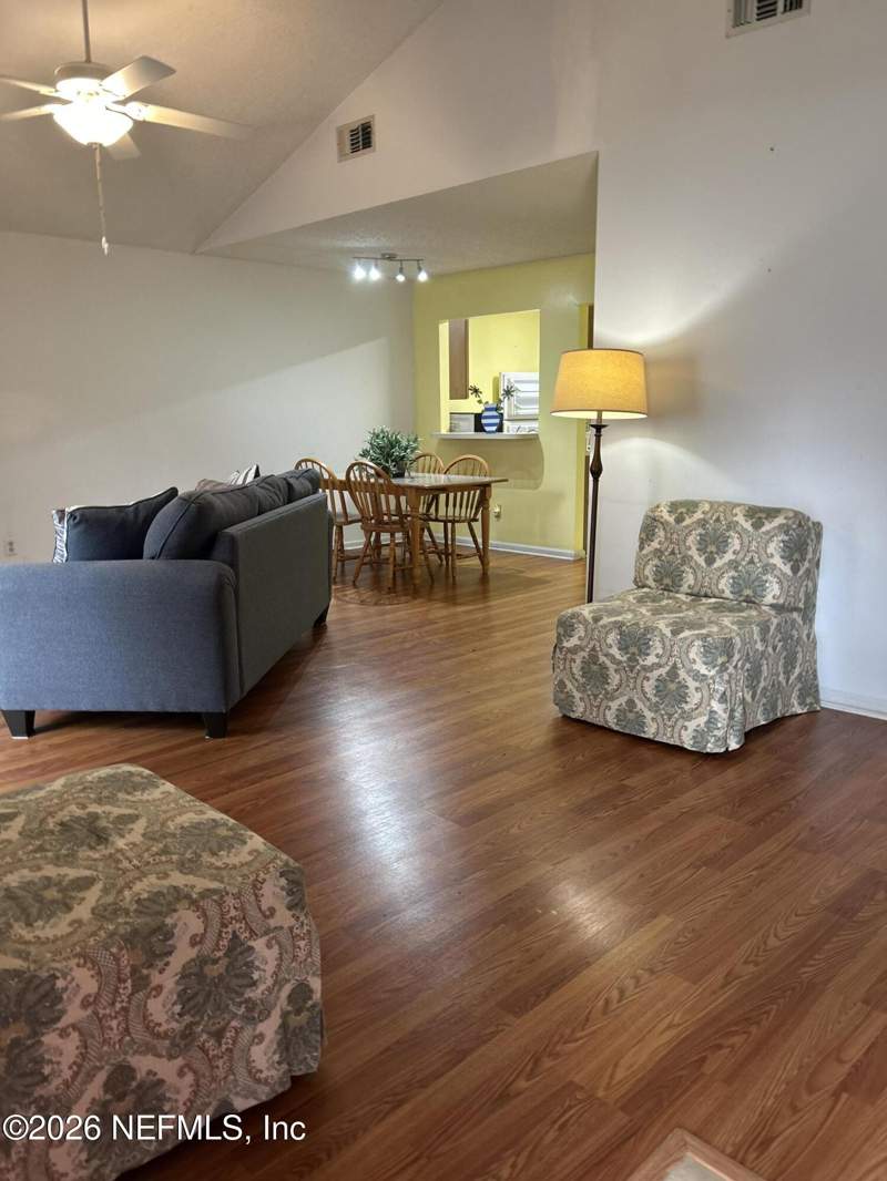 2 bedroom Condominium at 8300 Plaza Gate Lane #1173, Beauclerc Lakes, Jacksonville — photo 5