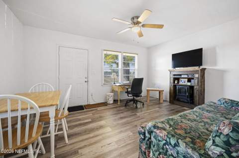 1405 Melson Avenue, Jacksonville FL - photo 6 of 21