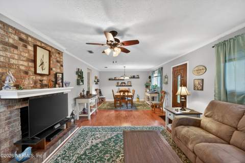 580 Arthur Moore Drive, Green Cove Springs FL - photo 9 of 38