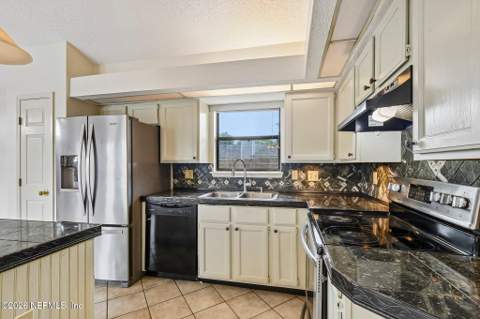 9697 Underwood Court, Jacksonville FL - photo 23 of 53