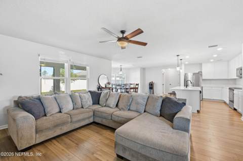 1640 Tanoan Drive, Jacksonville FL - photo 9 of 35