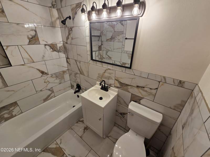 4 bedroom Single Family Residence at 4245 McDaniel Drive, Floradale, Jacksonville — photo 5