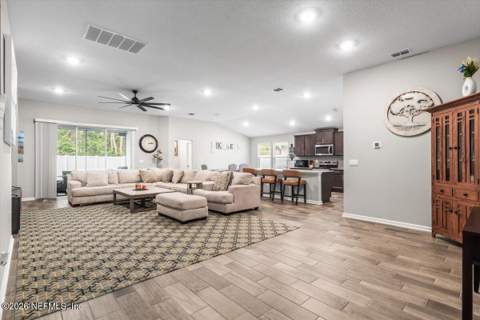 40 Pecan Ridge Court, Jacksonville FL - photo 6 of 37