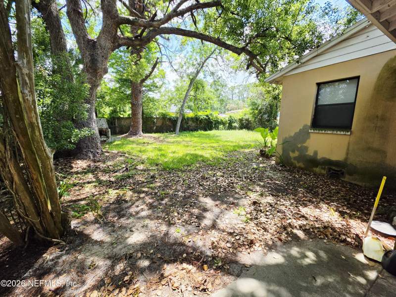 3 bedroom Single Family Residence at 5925 Briley Avenue, Picketts, Jacksonville — photo 3