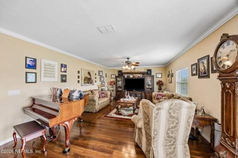 10262 Magnolia Hills Drive, Jacksonville FL - photo 13 of 46