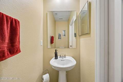 10262 Magnolia Hills Drive, Jacksonville FL - photo 15 of 46