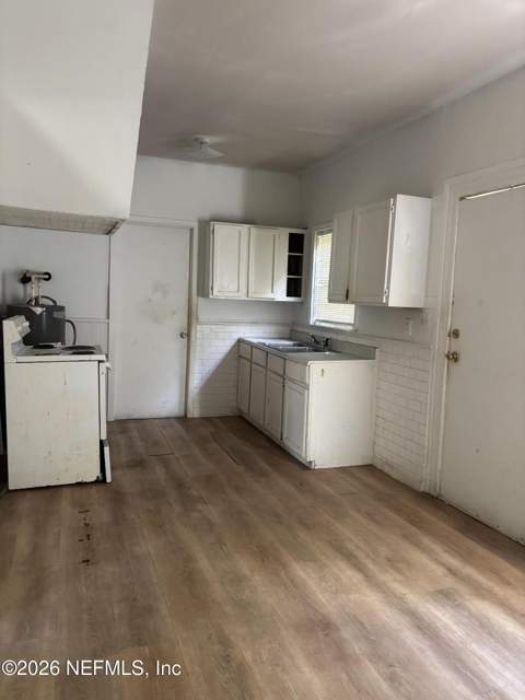 1836 Meharry Avenue, Jacksonville FL - photo 12 of 35