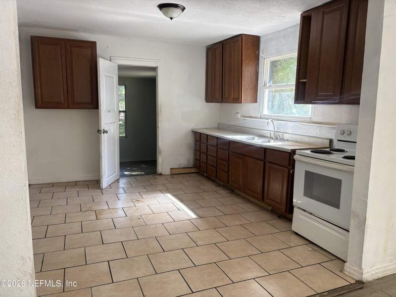3 bedroom Single Family Residence at 286 Belfort Street, Gandys, Jacksonville — photo 5