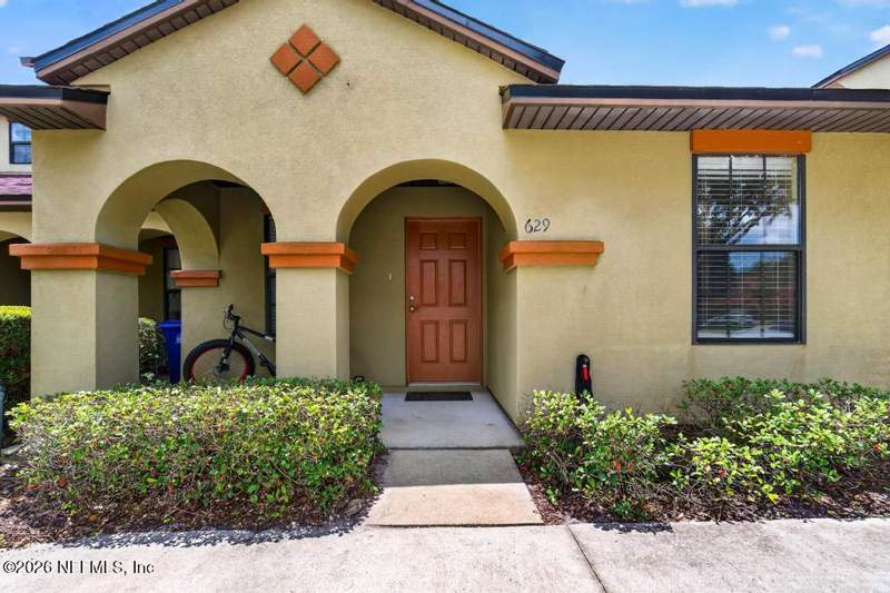 2 bedroom Townhouse at 629 Briar Way Lane, St Johns Riverside, St. Johns — photo 3