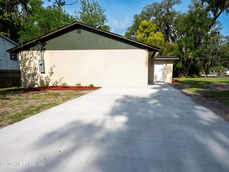 3 bedroom Single Family Residence at 3508 Trout River Boulevard, Edmondsons Beverly, Jacksonville — photo 3