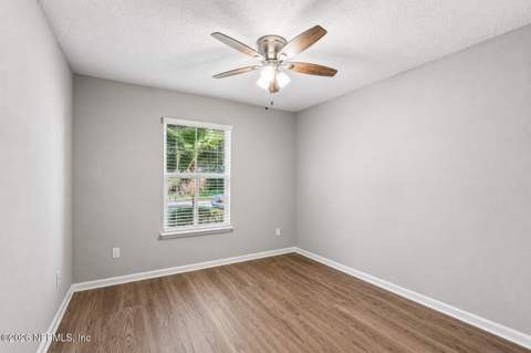 16421 Tisons Blf Road, Jacksonville FL - photo 18 of 25