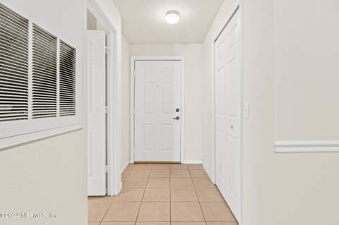 8550 Touchton Road #122, Jacksonville FL - photo 14 of 35
