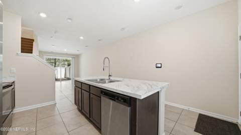 843 Centennial Street, Jacksonville FL - photo 10 of 40