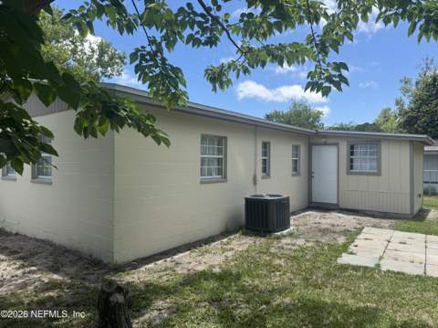 3554 Brockway Road, Jacksonville FL - photo 8 of 25