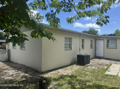 3554 Brockway Road, Jacksonville FL - photo 9 of 25