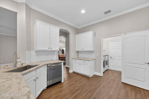 2518 Country Side Drive, Fleming Island FL - photo 6 of 6